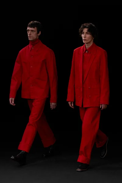 Look 46